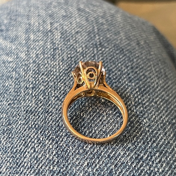 Vintage Rose Gold Ring with Pink Stone - Picture 3 of 5
